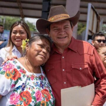Renacimiento Maya cumple al campo yucateco con 116 mdp en ganadería, apicultura y caminos rurales
