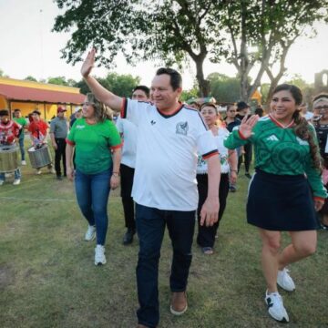 Gobernador Joaquín Díaz Mena impulsa fútbol femenil con la Copa de Mujeres DIF