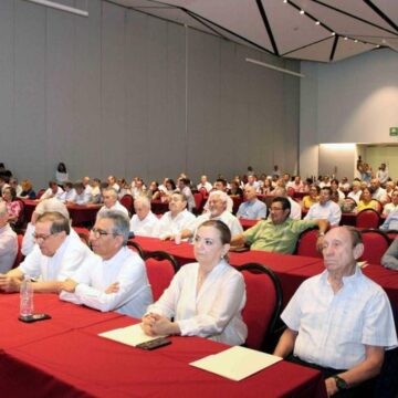 Promueven actualización notarial en materia de vivienda e inmuebles