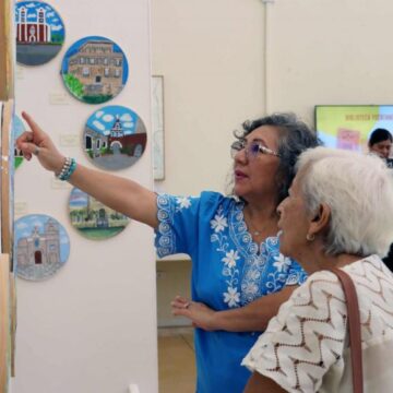biblioteca3 Abre muestra pictórica de estudiantes de Dzidzantún en la Biblioteca Yucatanense