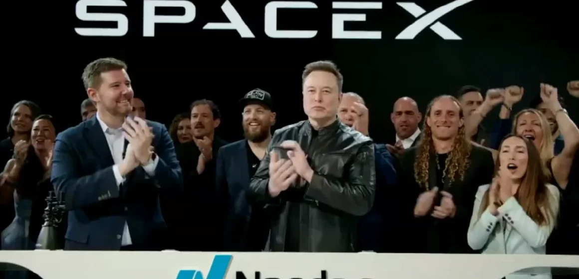 elon SpaceX sale a bolsa con récord histórico y Elon Musk es el primer billonario