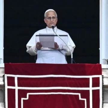 papa León XIV Cisma en la Iglesia: FSSPX ordenará obispos sin aval de León XIV