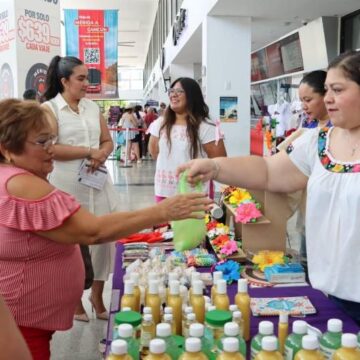 Semujeres y Fundación ADO impulsan a artesanas de cinco estados con feria en Mérida