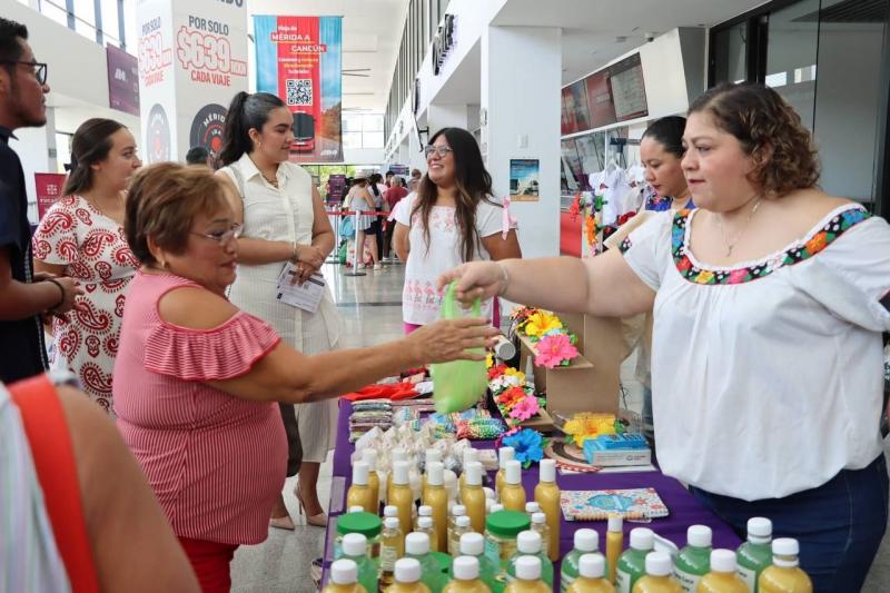 semujeres (1) Semujeres y Fundación ADO impulsan a artesanas de cinco estados con feria en Mérida