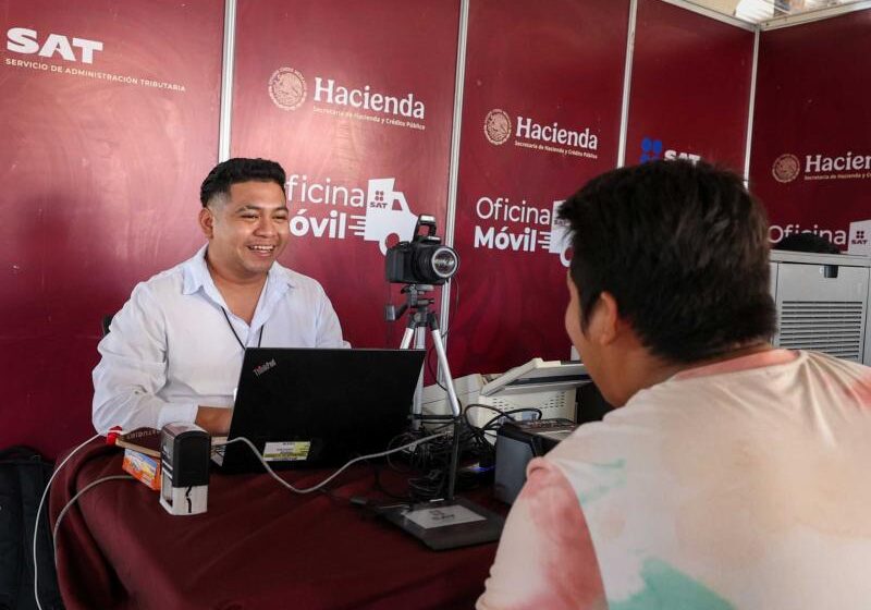 Ventanilla Única Estatal Móvil llega a Dzilam González con más de 150 trámites
