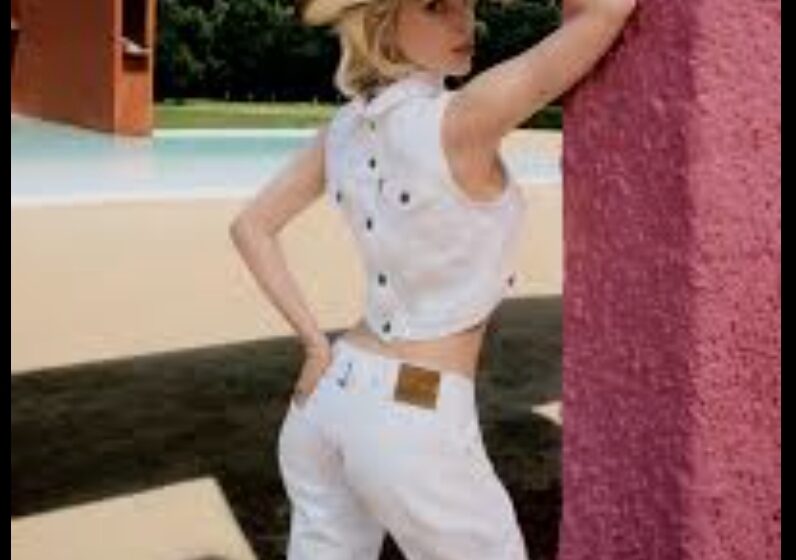 Belinda estrena cambio de look