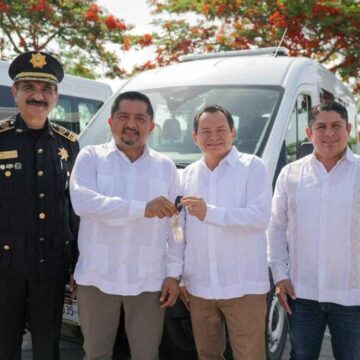 Fortalece la paz (1) Renacimiento Maya fortalece la paz en Yucatán con nuevas unidades para la seguridad municipal