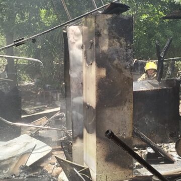 IMG-20260714-WA0066 Una mujer resultó con quemaduras de segundo grado al registrarse la explosión de un tanque de gas, en una vivienda de Motu