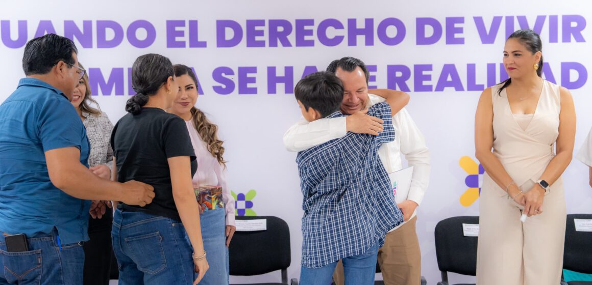 Niñas, niños y adolescentes inician nueva etapa con sus familias en Yucatán