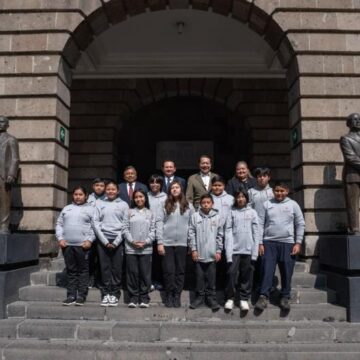 Gobernador Joaquín Díaz Mena lleva talento yucateco a la SEP: niñas y niños yucatecos se reúnen con Mario Delgado en CDMX