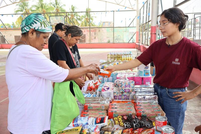 Mercado circular (1) Mercado Circular y limpieza de playa promueven participación ciudadana en Celestún