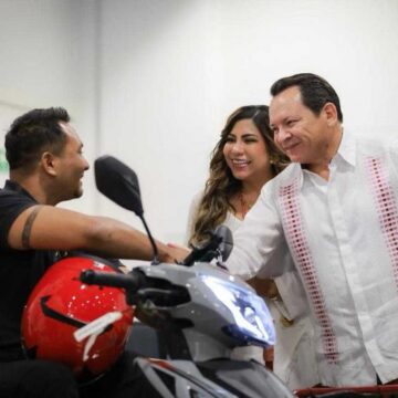 Movilidad (1) Renacimiento Maya entrega apoyos de movilidad a 81 personas con discapacidad