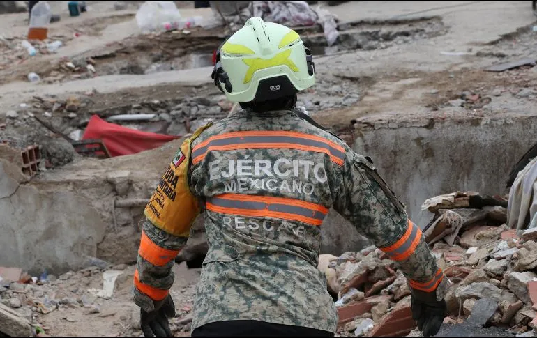 Rescatista mexicano Terremotos en Venezuela: Brigadas internacionales mantienen la búsqueda de supervivientes en La Guaira