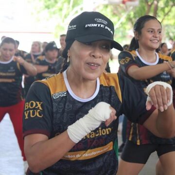 Clase Nacional de Boxeo (1) Fomentan el desarrollo personal y la convivencia social con Clase Nacional de Boxeo en Mérida