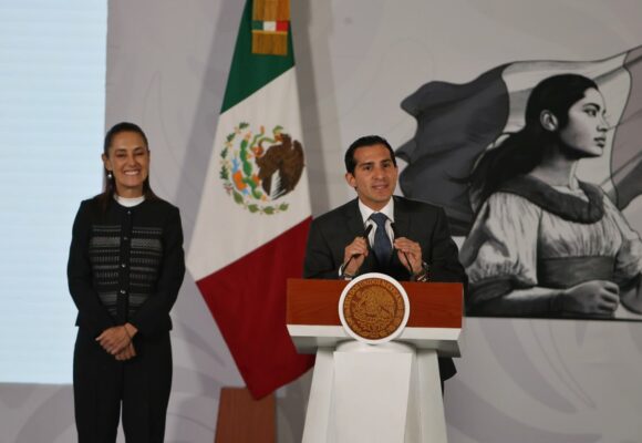 Claudia Sheinbaum anuncia aumento de becas a deportistas