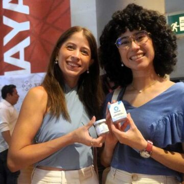 Clausura del programa TransfórmaTe 2025 del IYEM en Yucatán (1) TransfórmaTe profesionaliza 100 productos yucatecos