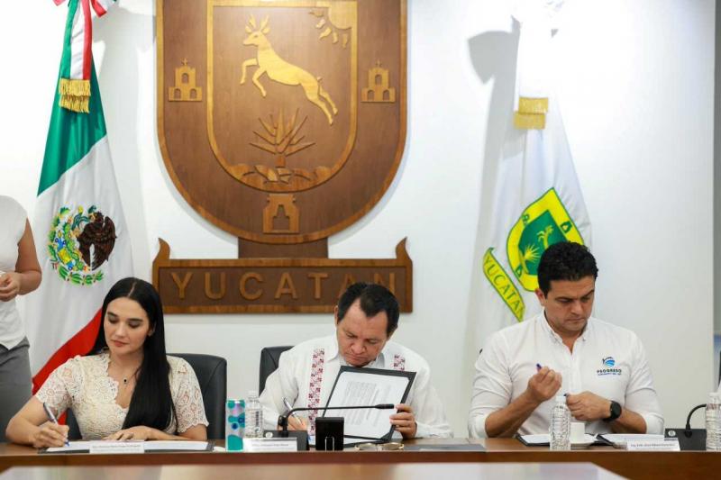 Convenio-izamal-progreso (1) Convenio entre Gobierno del Estado, Izamal y Progreso permitirá más obras y mejores servicios para las familias