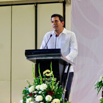 Avanzan gestiones para reclasificación de tarifas eléctricas en Yucatán: Óscar BritoImpulsan mesas para lograr tarifa 1F en Yucatàn