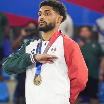 Obtiene lucha mexicana tres medallas en su debut de Santo Domingo 2026