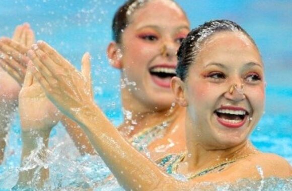 Natación artística: reglas, modalidades y evolución