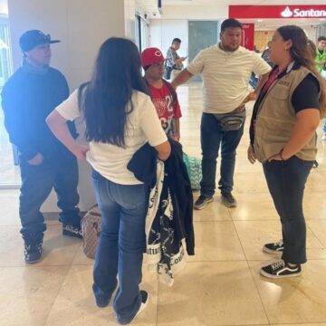 Padre e hija (1) Padre e hija se reencuentran en Yucatán tras acompañamiento del Gobierno del Renacimiento Maya