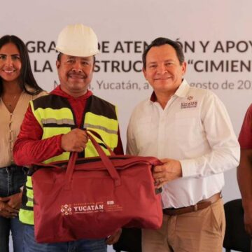 Reivindica el Gobernador Joaquín Díaz Mena a trabajadoras y trabajadores de la construcción