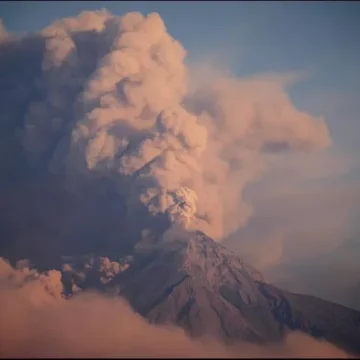 Volcan-fuego-guatemala Volcán de Fuego entra en erupción y evacúan comunidades en Guatemala