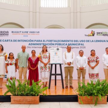 acuerdo para preservar la cultura Maya Firman acuerdo peninsular para la preservación y revitalización de la lengua maya en Mérida