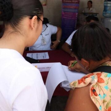 Más de 600 yucatecas buscan acreditar el bachillerato