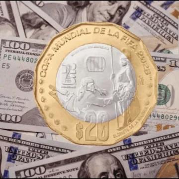 Dólar hoy 20 de agosto: peso cotiza debajo de $17