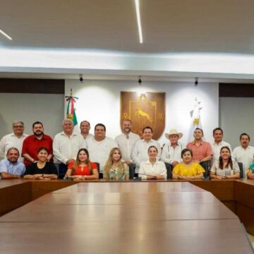 Díaz Mena dialoga con Congreso por Plan Bienestar Metropolitano