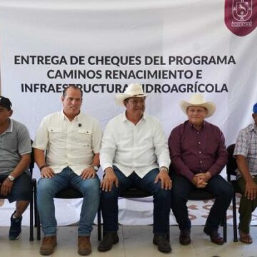 Otorgan recursos para mejorar caminos y sistemas de riego en el campo yucateco
