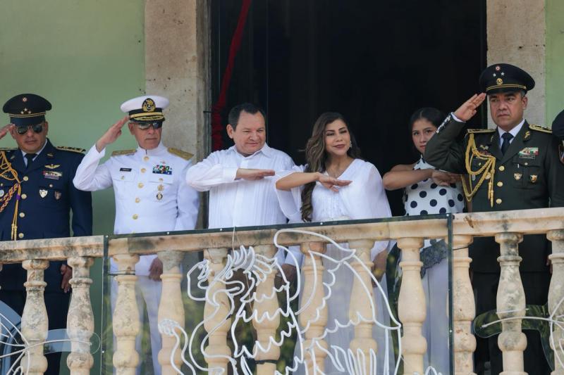 Desfile de Independencia en Yucatán con 4,850 participantes (1) Desfile de Independencia en Yucatán reúne a 4,850 personas