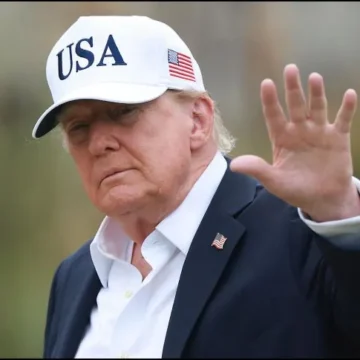 Donald Trump habla sobre el control de la inteligencia artificial Donald Trump rechaza mayor control sobre la inteligencia artificial