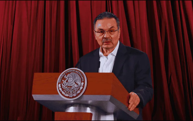 Octavio Romero Oropeza durante conferencia matutina en Palacio Nacional Octavio Romero defiende su patrimonio: “No somos iguales”