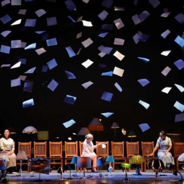 Compañía Nacional de Teatro recibe ovación de pie con “Prendida de las lámparas” en el Teatro Armando Manzanero