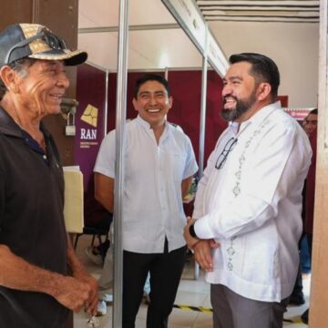 Sotuta podrán resolver trámites (1) Familias de Sotuta podrán resolver trámites sin viajar a Mérida con la VUEM
