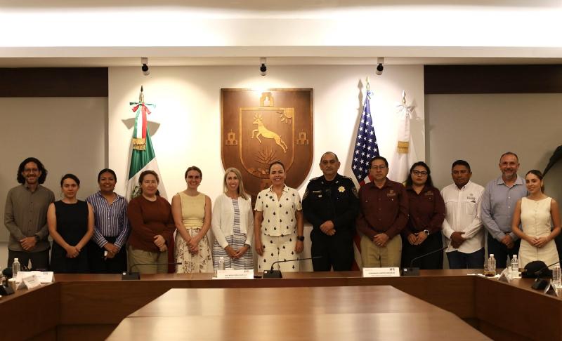 desarrollo pesquero de Yucatán (1) Yucatán y EE. UU. analizan oportunidades para el desarrollo pesquero de Yucatán