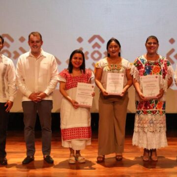 Yucatán y la Unión Europea certifican competencias (1) Yucatán y la Unión Europea certifican competencias de personas del sector turístico